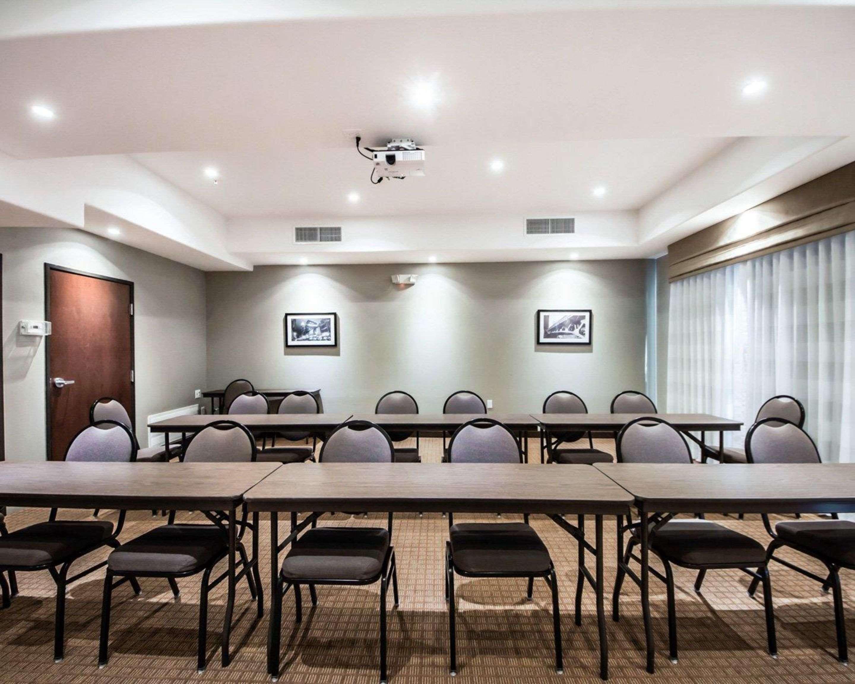 Sleep Inn & Suites Hennessey North Kültér fotó